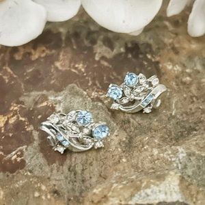 Vintage Silver Toned Ice Blue Screw Back Earrings